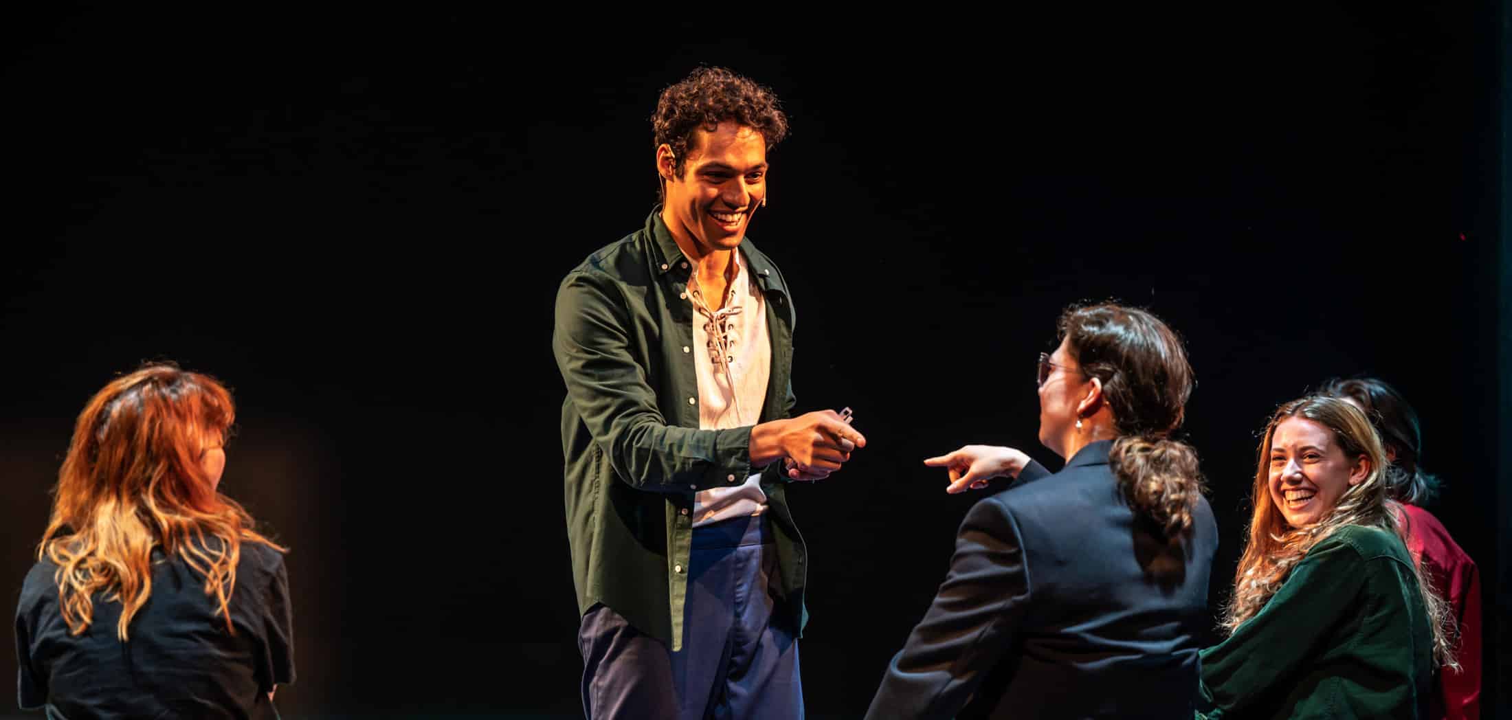home-tab-performing-arts